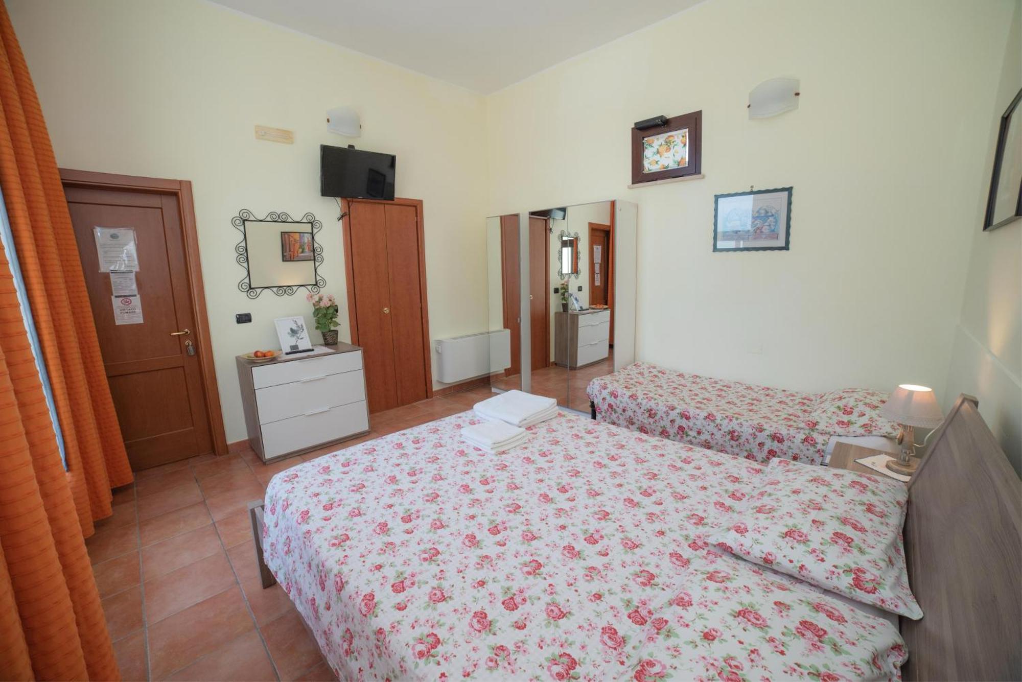 Agriturismo Fiori D'Arancio Palagiano Kültér fotó